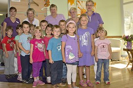 Kindergruppe beim Zahnarzt in Tantow/Uckermark - Anklicken zum Vergrößern (111kB)